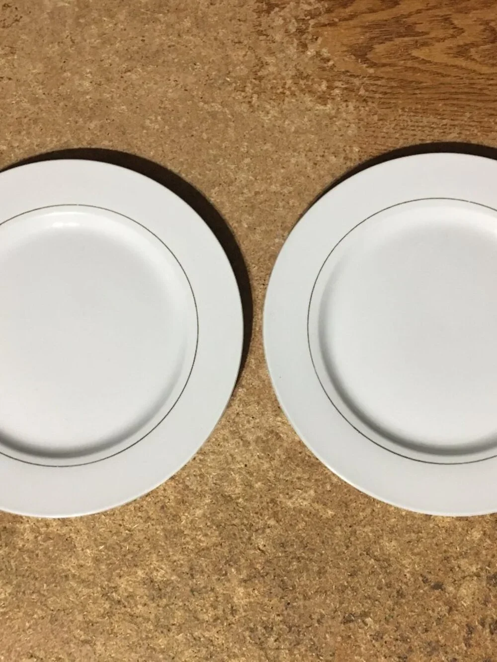 SET OF 8 FLORAL PATTERN PLATES KELTCRAFT 9178 LILING ROYAL SWIRL